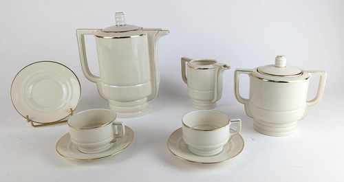 SERVICE A CAFÉ en porcelaine de style Art...